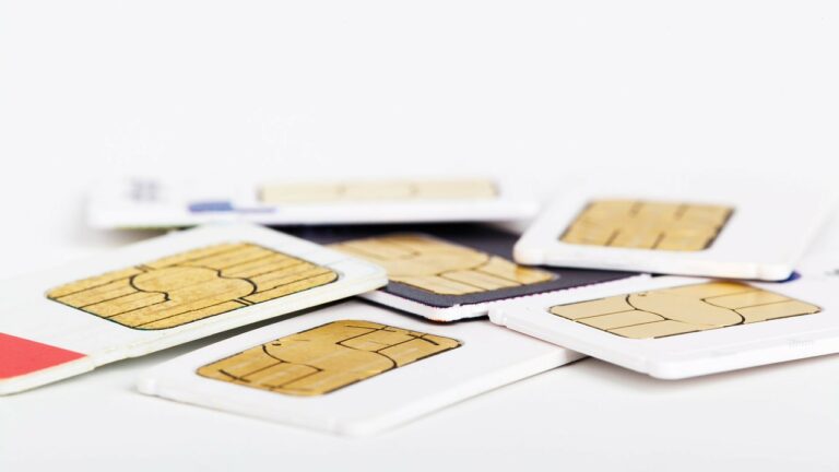 sim card chips in white and blue
